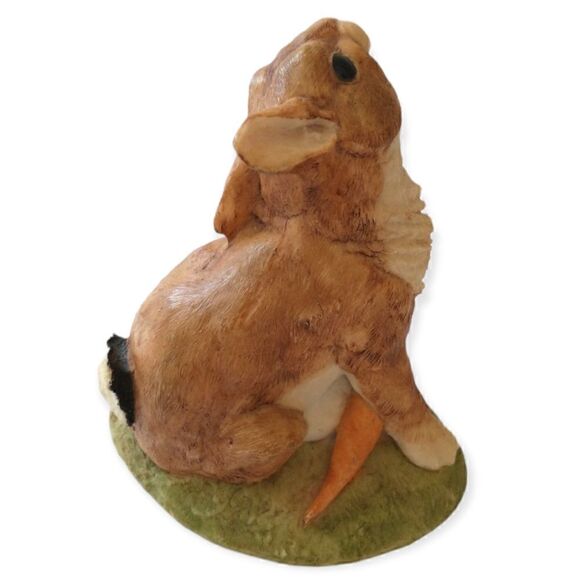 Bunny Rabbit Figure VCH England Vintage Scratching Ear Handpainted Resin Carrot. - Picture 14 of 16